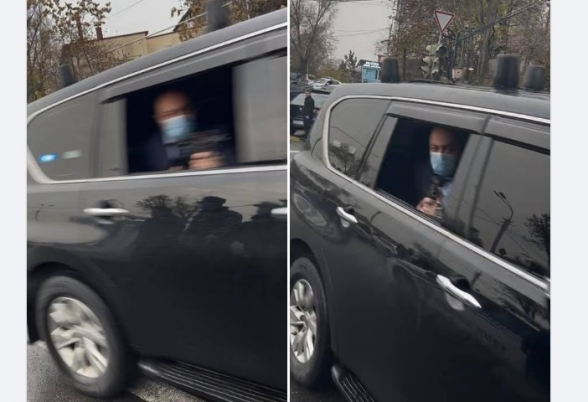 Այդ ո՞ւմ վրա ես զենք պահել, այ ողորմելի կապիտուլյանտ, թշվառական․․․