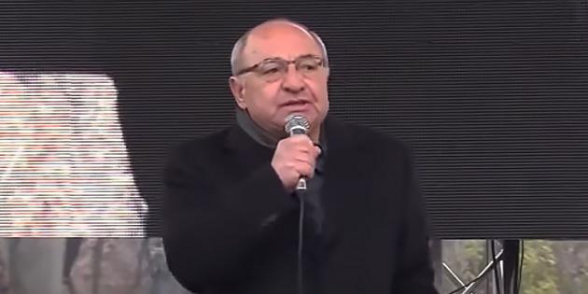 Хочу обратиться к сидящим в тепле за телевизором людям: эта борьба также ради вас – Вазген Манукян (видео)