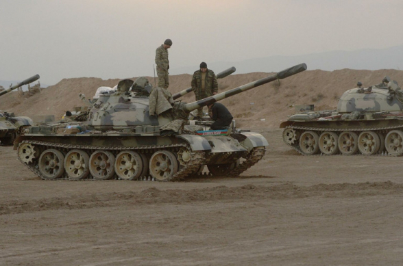 Азербайджан заявил о гибели 2823 военнослужащих в Карабахе