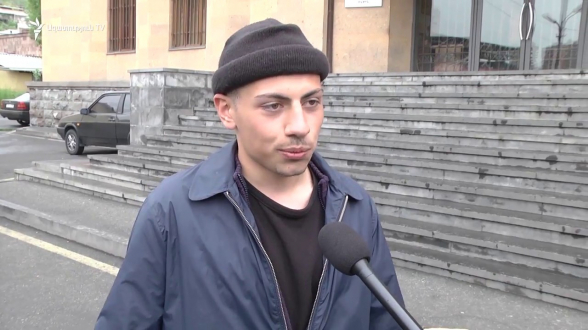 Ինչպե՞ս է ստացվել, որ զինապարտության տարիքի Աշոտ Փաշինյանը ռազմական դրության պայմաններում հատել է պետական սահմանը