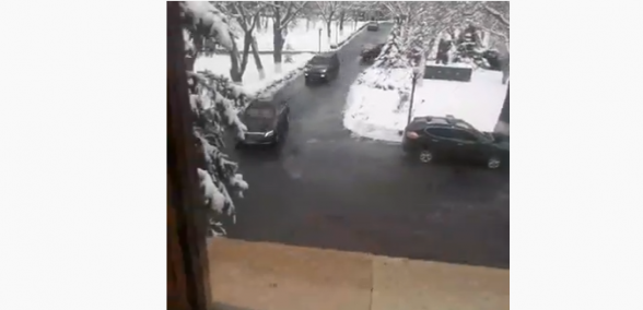 Пашинян приехал в парламент в сопровождении людей в масках