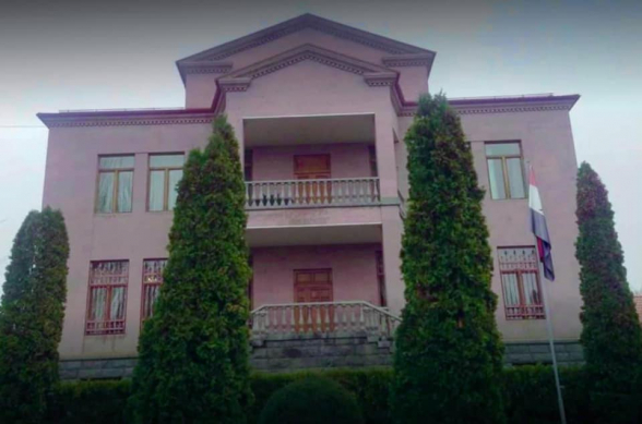 Ջհանգիրյան Գագիկն իր «գոմի» վարձակալությունից ամսական ստանում է այնքան գումար, որքան աշխատավարձ ստանում է 60 ուսուցիչ