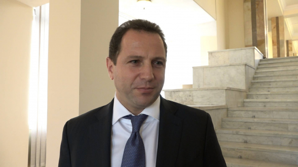 9+ պատճառ, թե ինչու պիտի Դավիթ Տոնոյանը ձայնը կտրի ու սպասի ռազմական տրիբունալով դատվելուն