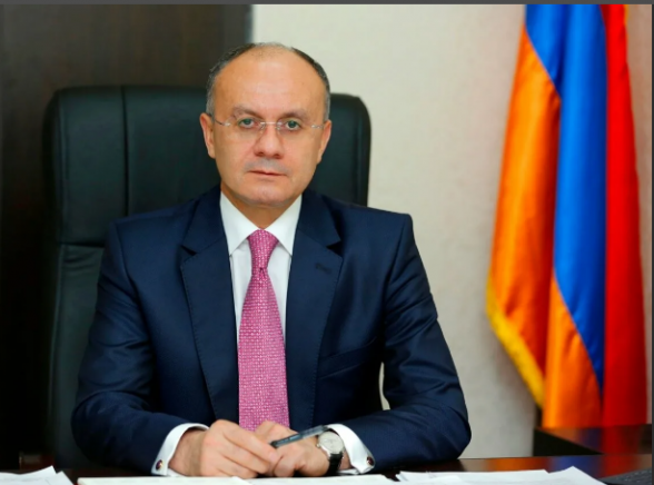 Շուշիի ընկնելն առեղծված է․ այնտեղ իրականացվող գործողությունները և դրանց ընթացքում տարվող միջոցառումները բեմականացման տպա­վորություն են թողել ինձ վրա․ Սեյրան Օհանյան․ «Իրավունք»