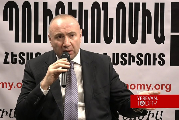 Рассчитанная на дураков наживка и необходимость исключения нового Мурадова