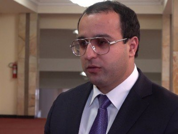 «Իմ քայլի» պատգամավորը «խառն» է. նա ինտենսիվ «երթևեկ» է իրականացնում դատախազություն-ՀՔԾ երթուղով․ «Փաստ»