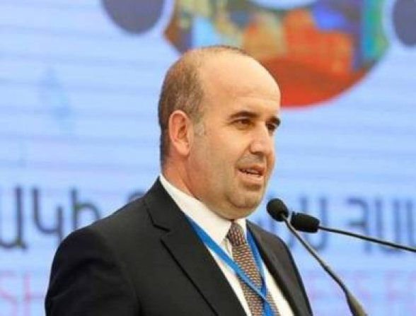 Կի՞նն է ստիպել հրաժարական տալ․ «Հրապարակ»