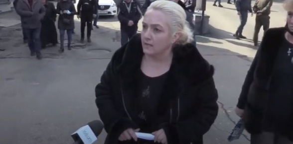 Անհետ կորած զինծառայողների ծնողները որոշեցին խնդրանքով դիմել Ռոբերտ Քոչարյանին (տեսանյութ)