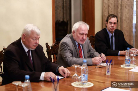 ԵԱՀԿ ՄԽ համանախագահները առցանց բանակցություններ են անցկացրել Հայաստանի և Ադրբեջանի ԱԳՆ ղեկավարների հետ