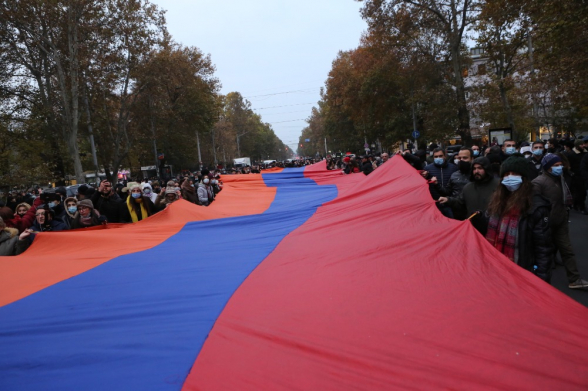 Հայրենիքի փրկության շարժման բողոքի երթը (տեսանյութ)