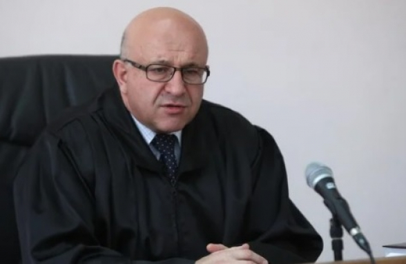 Նիկոլ Փաշինյանի նկատմամբ քրգործ հարուցելու պահանջով բողոքը դատավոր Մնացական Մարտիրոսյանը մերժել է (տեսանյութ)