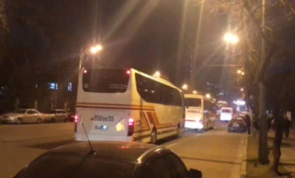 Ոստիկանության զորքերը հեռացան Բաղրամյան պողոտայից (տեսանյութ)