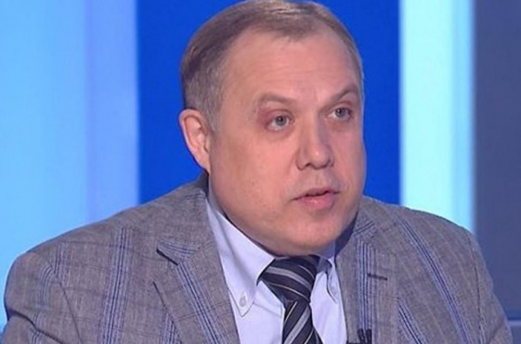 «Փաշինյանի ավանտյուրան ունի մի նպատակ՝ ԼՂ-ում պարտության անձնական պատասխանատվությունն իր վրայից գցել և սլաքներն ուղղել զինվորականների կողմը». ռուս քաղաքագետ