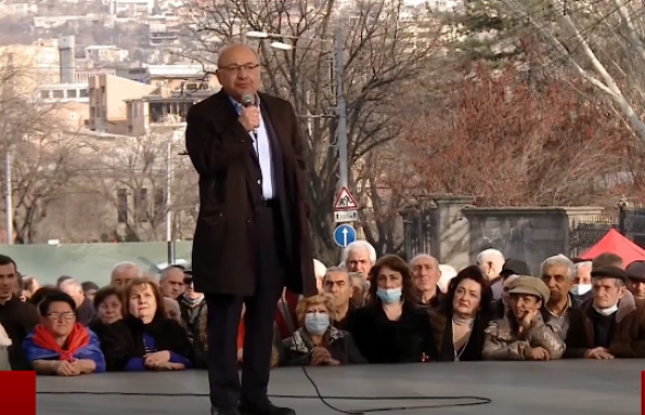 Համբերել հնարավոր չէ, մեր աչքի առջև մահանում է մեր պետությունը, մեր ազգը․ Վազգեն Մանուկյան (տեսանյութ)