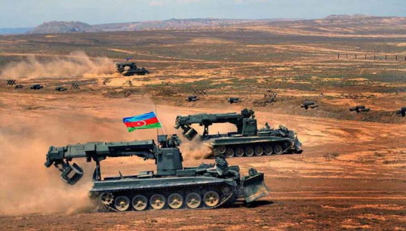 Азербайджан проведет масштабные военные учения