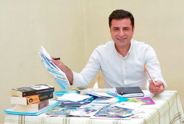 Քուրդ առաջնորդին Թուրքիայում սպառնում է 142 տարվա բանտարկություն