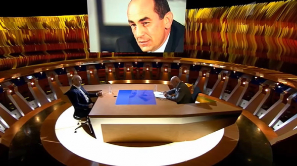 Նախագահ Ռոբերտ Քոչարյանի հարցազրույցից ոմանք խիստ են վատացել, այնպես, որ դեղերն էլ չեն օգնում