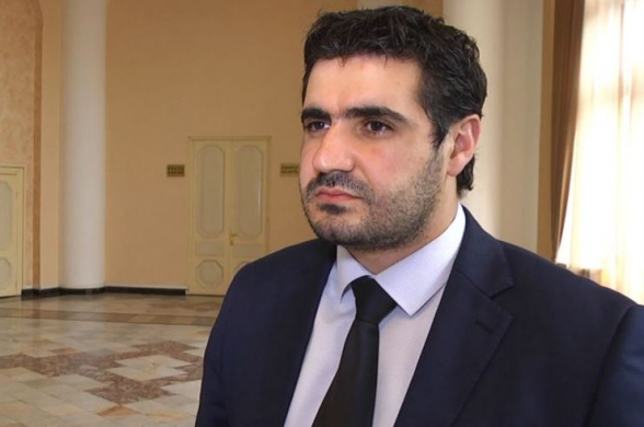 Երբ ուսապարկ Եղոյանը էժանագին «յուղեր է վառում»