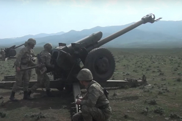 Ադրբեջանի ԶՈՒ հրթիռահրետանային մարտկոցների անձնակազմերը զորավարժություններ են անցկացնում (տեսանյութ)