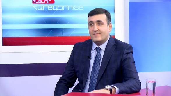 Մարտի 1-ի 10 զոհերի անունը 13 տարի շահարկողը պատերազմի զոհերի մասին + -50-ով է խոսում. Նարեկ Մանթաշյան (տեսանյութ)