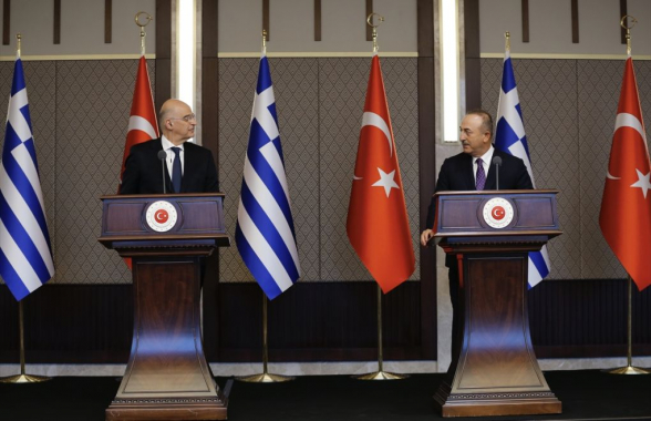 Թուրքիայի և Հունաստանի արտգործնախարարները հանդիմանել են իրար մամուլի ասուլիսի ժամանակ