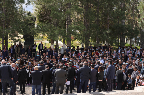 նիկոլ փաշինն ու... կոտորածն անմեղաց