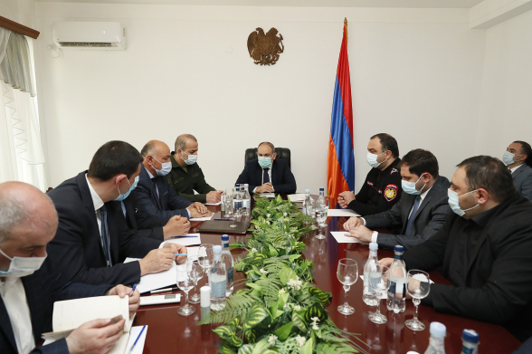 Նիկոլ Փաշինյանը «Մեղրիի միջանցքի» մասին Սյունիքի մարզպետարանում սկանդալային հայտարարություն է արել․ «168 ժամ»