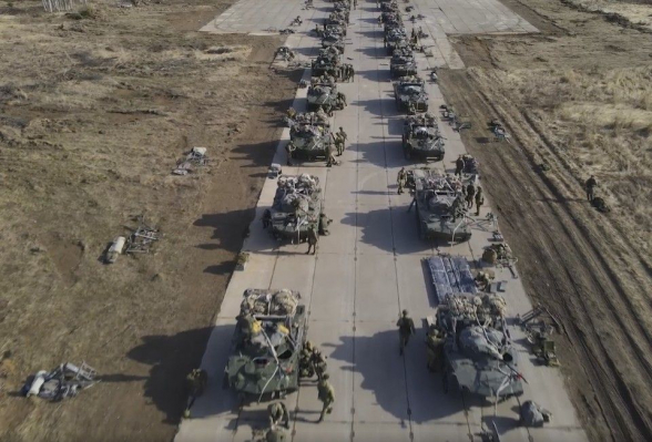 В Крыму стартовали крупномасштабные военные учения