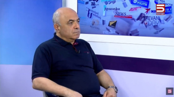 Сорвав переговорный процесс, Пашинян дал Азербайджану и Турции шанс для военного захвата Арцаха – Ерванд Бозоян (видео)