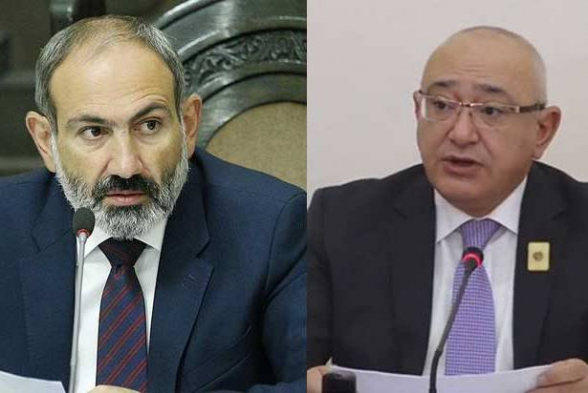 Փաշինյանն առանձին հանդիպում է ունեցել ԿԸՀ նախագահ Տիգրան Մուկուչյանի հետ․ ներկա է եղել նաև Գագիկ Ջհանգիրյանը․ «Փաստ»