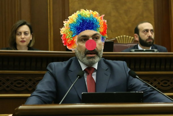  «Конституционная» клоунада