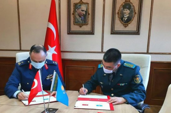 Թուրքիան և Ղազախստանը ռազմական համագործակցության ծրագիր են ստորագրել