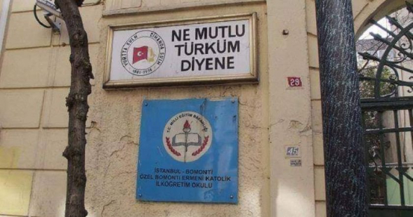 Եթե այս օկուպացիոն ռեժիմը իր պարագլխի ղեկավարությամբ շարունակի պաշտոնավարել, ապա մեր դպրոցների վրա էլ կհայտնվի այս նույն պաստառից