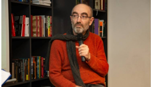 Կապիտույլանտի սոցիալական հենարանը տգետ և անհայրենիք մասսան է