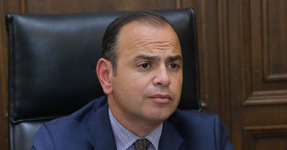 Զարեհ Սինանյանին մերժում են անգամ հարազատ ԱՄՆ-ում