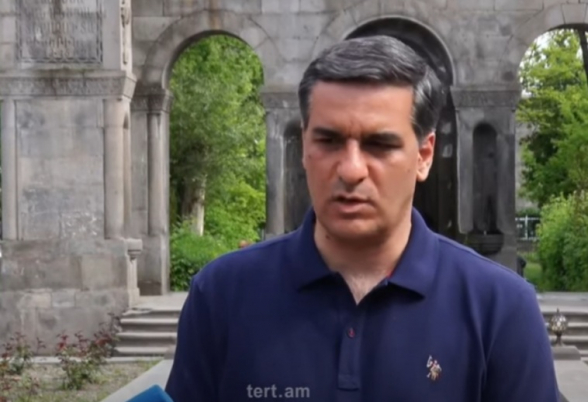 Брифинг омбудсмена Армана Татояна из Сюника (видео)