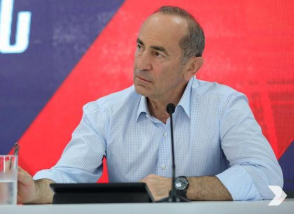 Եթե չմտնեի այս պայքարի մեջ, ես ինձ դասալիք կհամարեի․ Ռոբերտ Քոչարայան