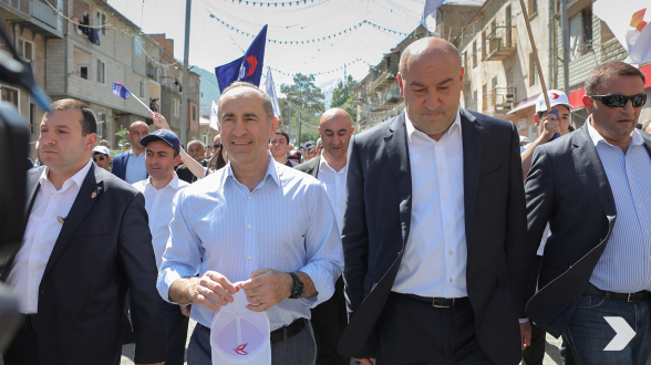 «К сильной Армении»: шествие блока «Армения» в Каджаране