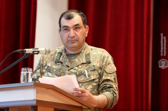 «Не буду отвечать на слова каждого идиота»: генерал-лейтенант Тиран Хачатрян ответил на предложение Пашиняна