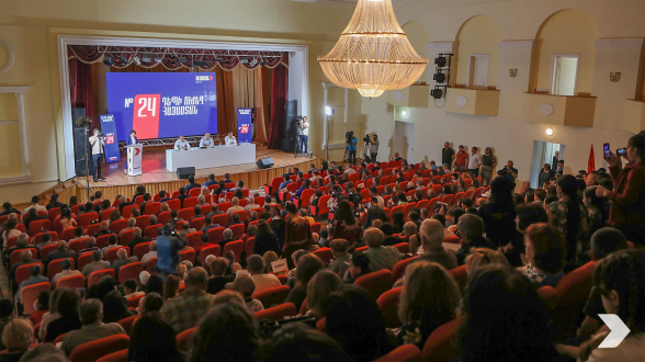 Предвыборная встреча лидеров блока «Армения» в Степанаване (фото, видео)