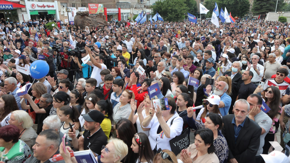 Митинг блока «Армения» в Ванадзоре (видео)