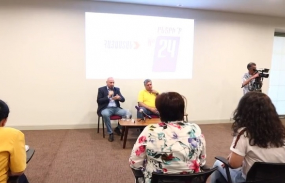 Встреча Андраника Теваняна в Гюмри (видео)