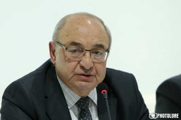 Իր պատկերացումներով Տեր-Պետրոսյանը միշտ թևաթափ է անում մեր ժողովրդին և զրկում նրան մեծ նպատակների ձգտումից՝ դրդելով միայն «իրատեսական» գոյատևման․ Վազգեն Մանուկյան