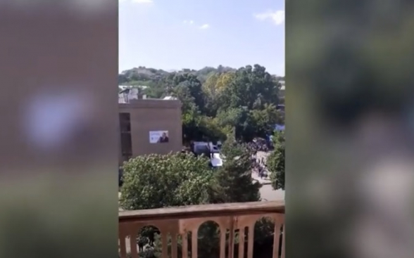 Տեսանյութ՝ Եղեգնաձորում կարմիր բերետավորների վայրագությունների մասին