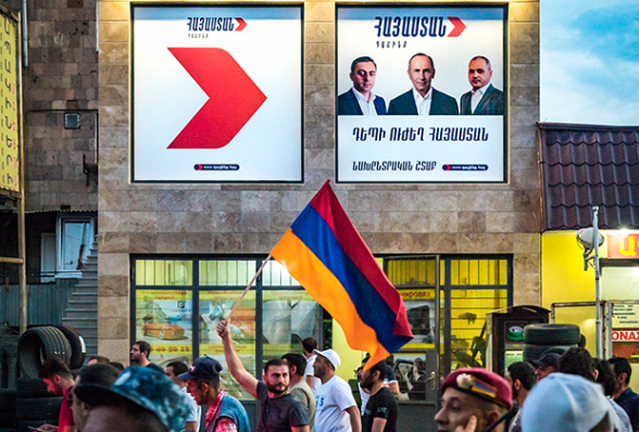 Конец метаниям. Армения устала от Пашиняна. Восстановит ли страна прежние отношения с Россией после выборов? – «Lenta.ru»