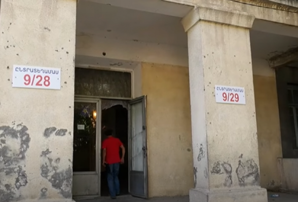 Երևանի 9/29 ընտրական տեղամասում մոտ 2 ժամ լույս չի եղել
