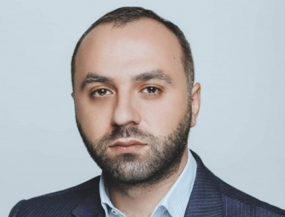 «Մանդատները վերցնում եք, որ ԱԺ-ում Նիկոլին պարոն վարչապետով դիմե՞ք» փաստարկի սահմանադրական հակափաստարկը կամ ինչու են աղմկում անտեղյակները