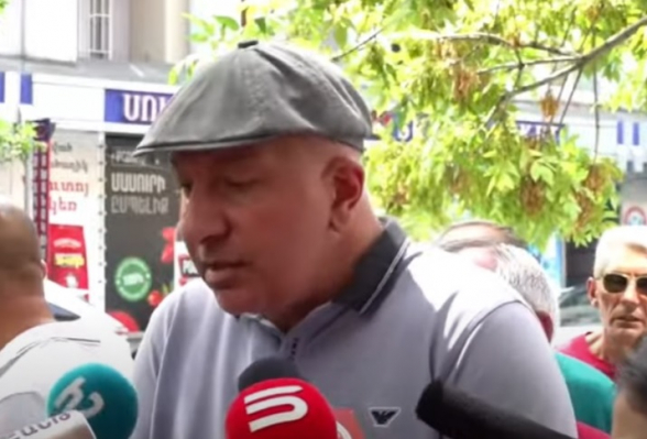 «Бизнес-геноцид»: акция протеста автоимпортеров у здания Комитета госдоходов (прямой эфир)