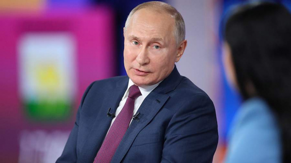 Путин заявил о бессмысленности восстановления Советского Союза