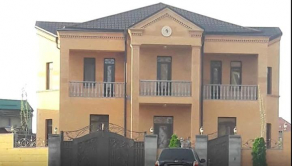 Մեր հոռոմցի դատախազը չի պատրաստվո՞ւմ արդյոք ուսումնասիրել այս առանձնատունն ու դրա սեփականատիրոջը